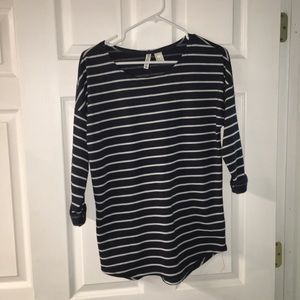 H&M Navy and white striped tee